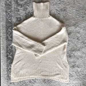 Cream H&M hi-low sweater